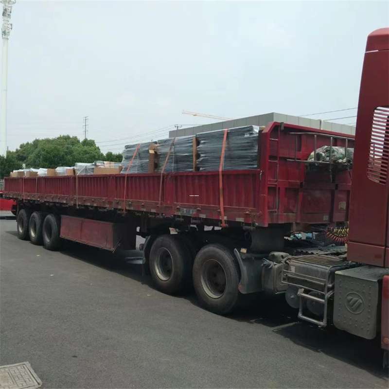 饶平县乌鲁木齐县物流专线：高效直达的运输之旅